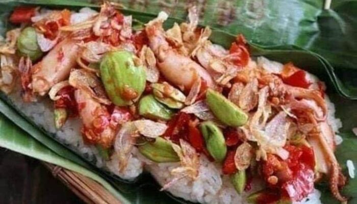 Resep Nasi Bakar Cumi Asin Pete