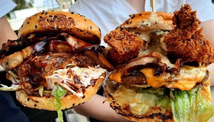 5 Tempat Burger Favorit Arek Malang yang Lagi Ngehits