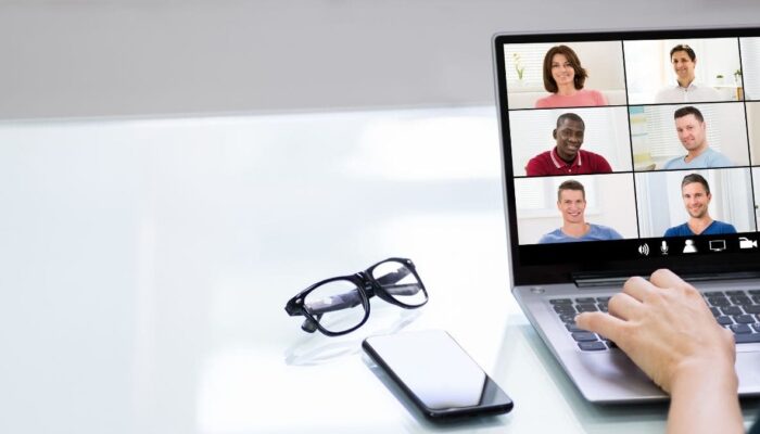 Aplikasi Video Conference Terbaik, Salah Satunya Zoom Meeting